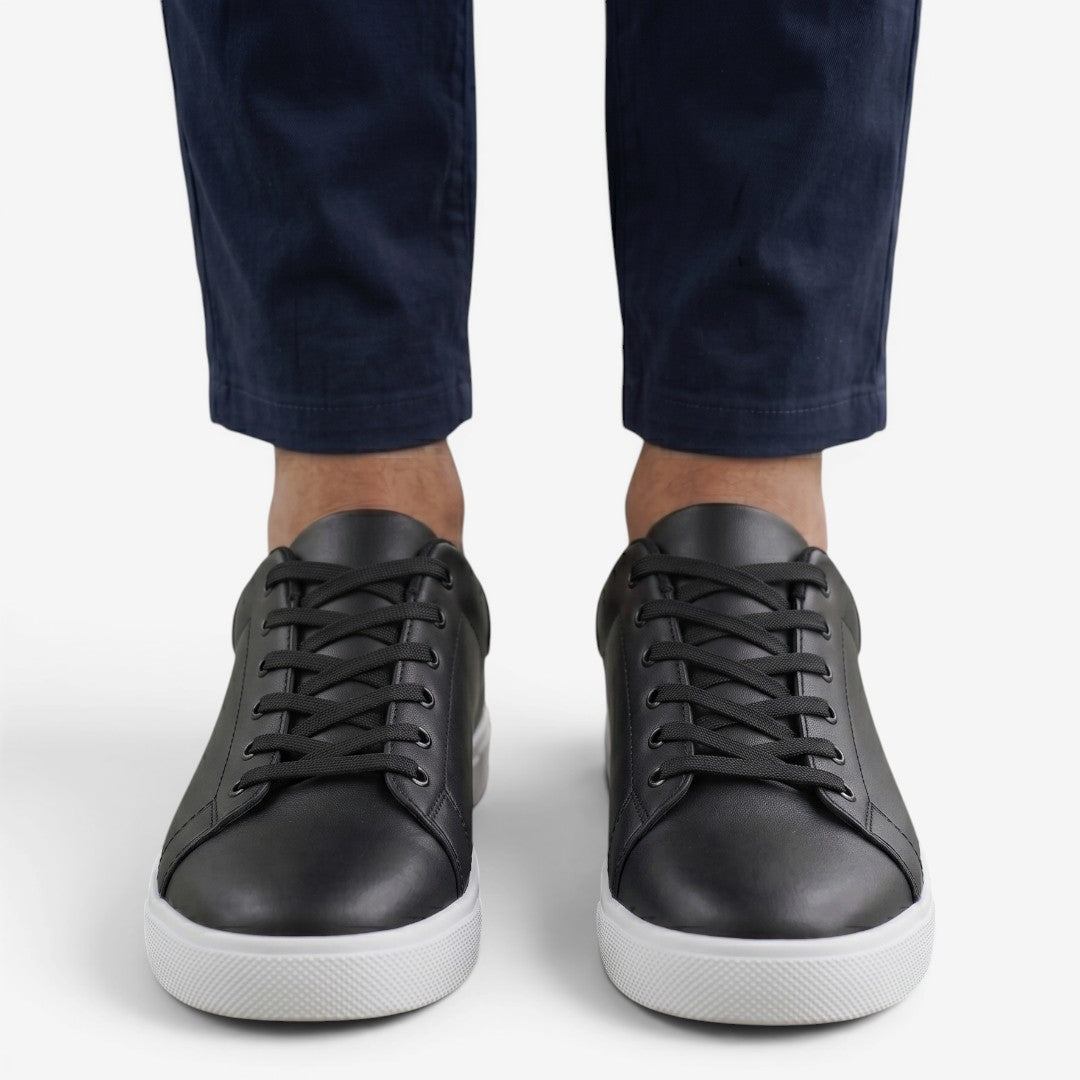 Jorvalore | Men's Classic Low-Top Sneakers Comfortable Lace-Up Shoes